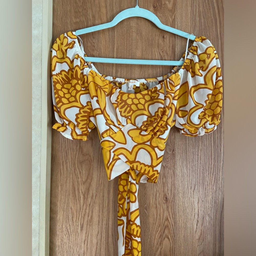 Yellow Top!